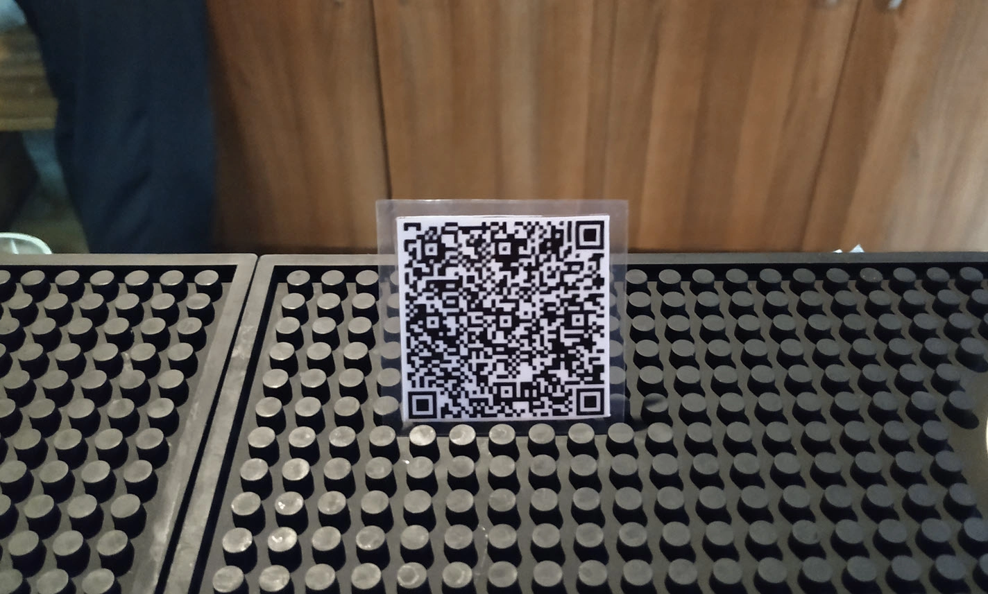 QR-код на барной стойке 